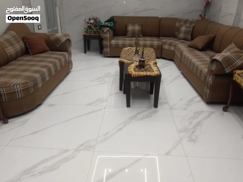 طقم كورنر مستعمل بحالة الجديد