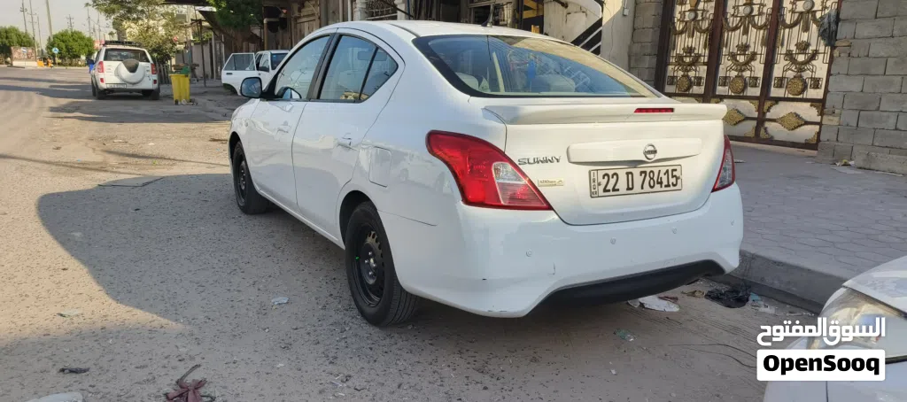 Nissan Sunny SV