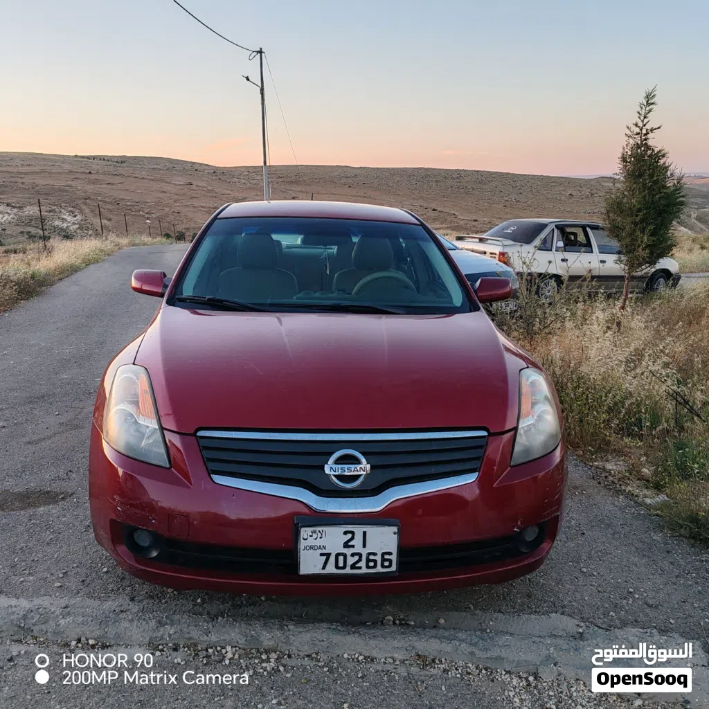 Nissan Altima Standard
