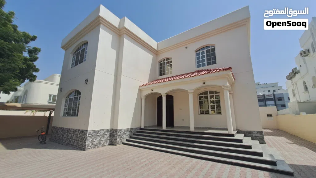 Standalone 5 Bhk Villa For Rent In Azaiba close to The Beach