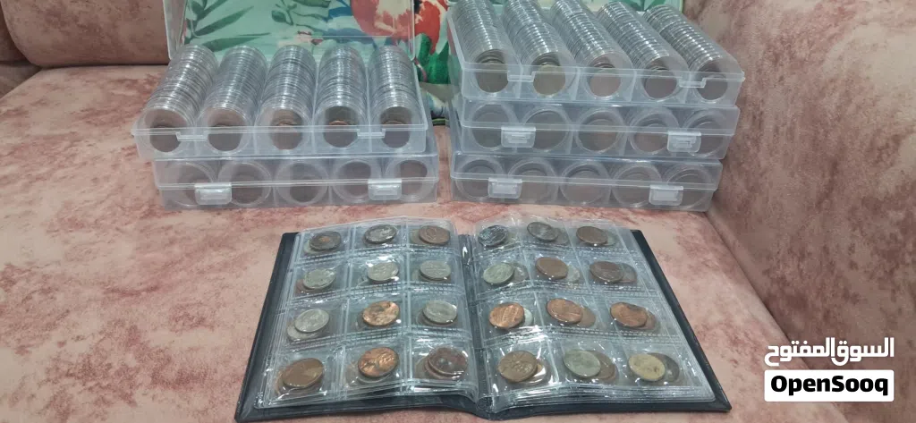 للبيع عملات معدنية اجنبية عدد 120 حبة