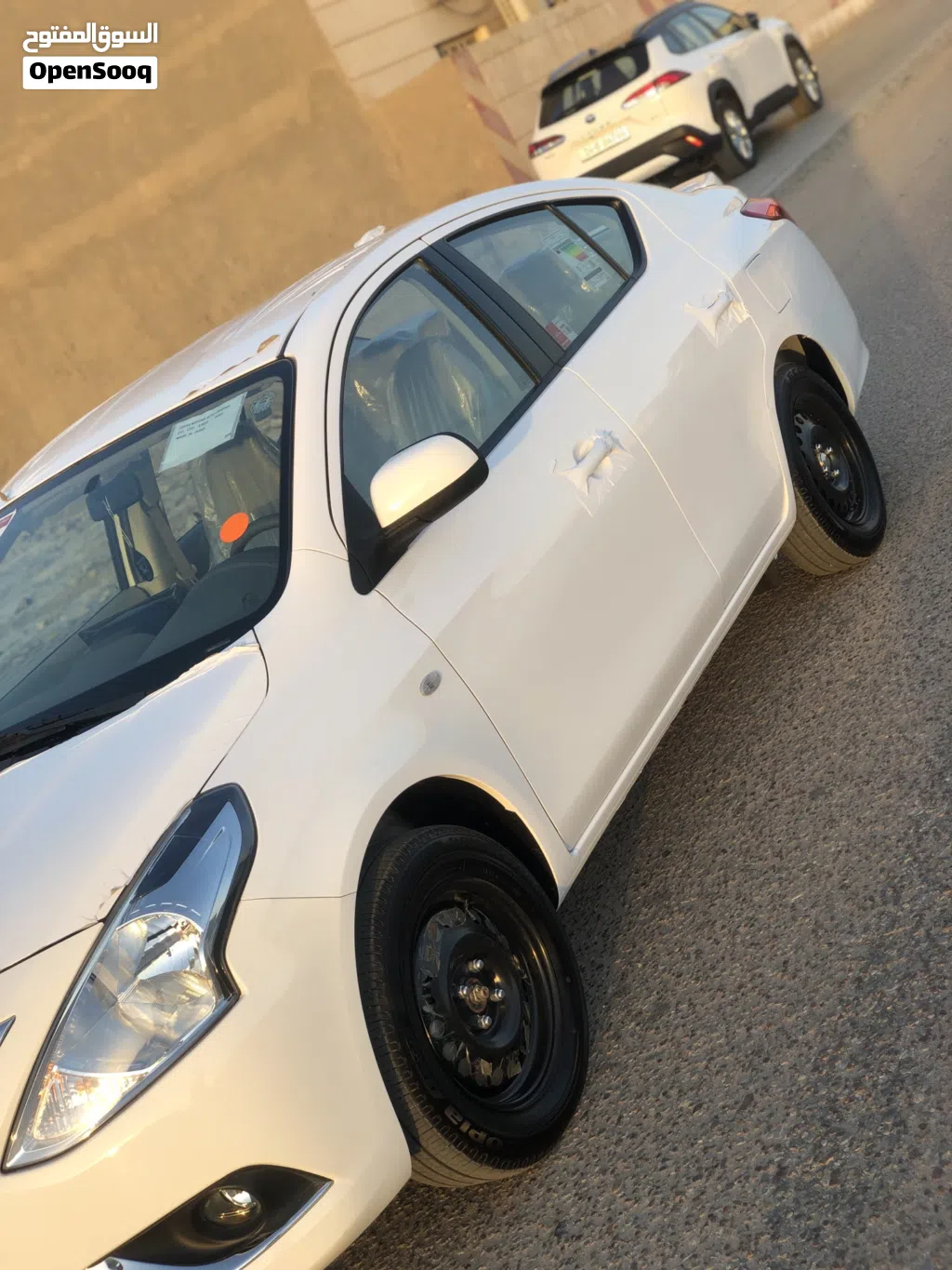 نيسان صني SV