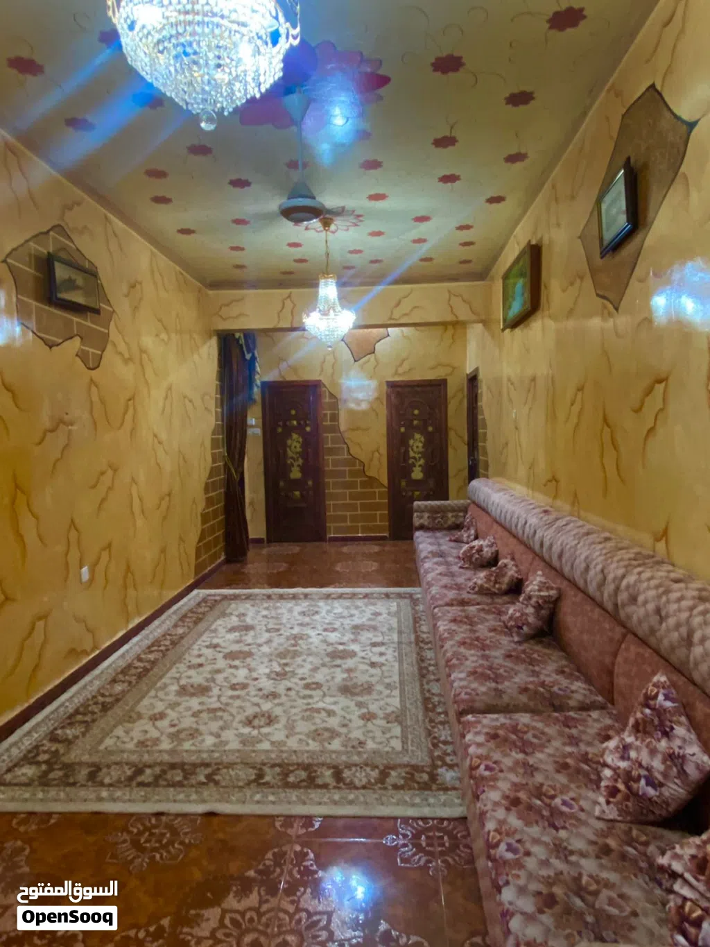 منزل للبيع صحار ف الطريف قريب الشارع العام