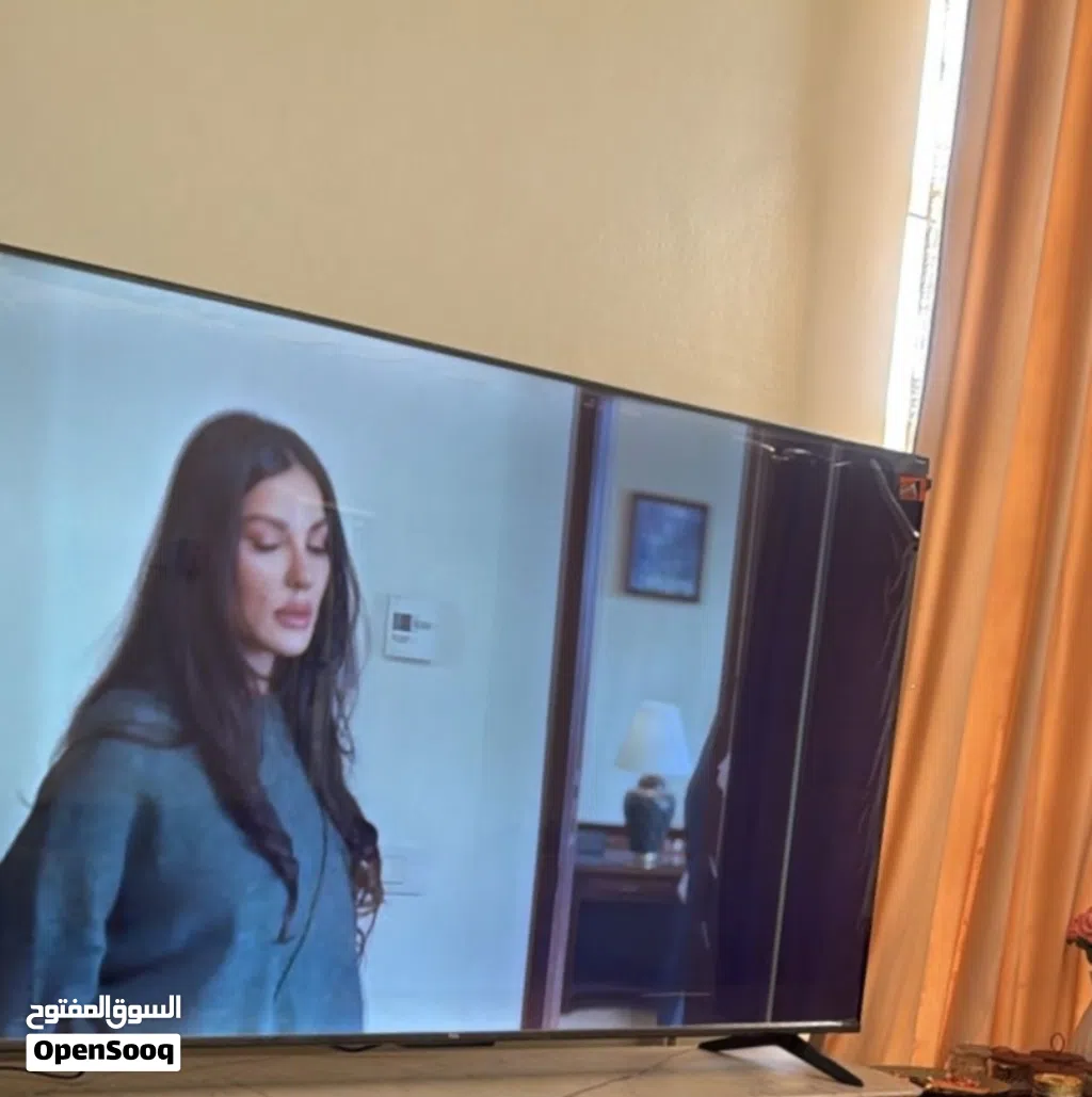للبيع شاشة TCL بضمان
