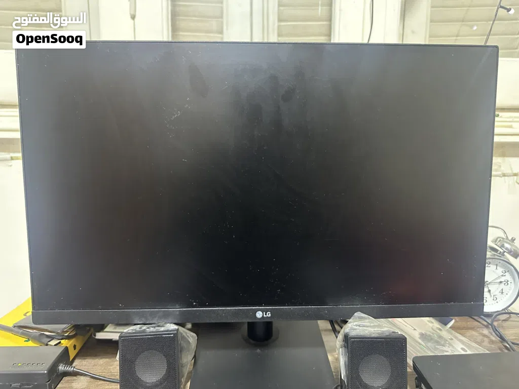شاشة LG 75Hz