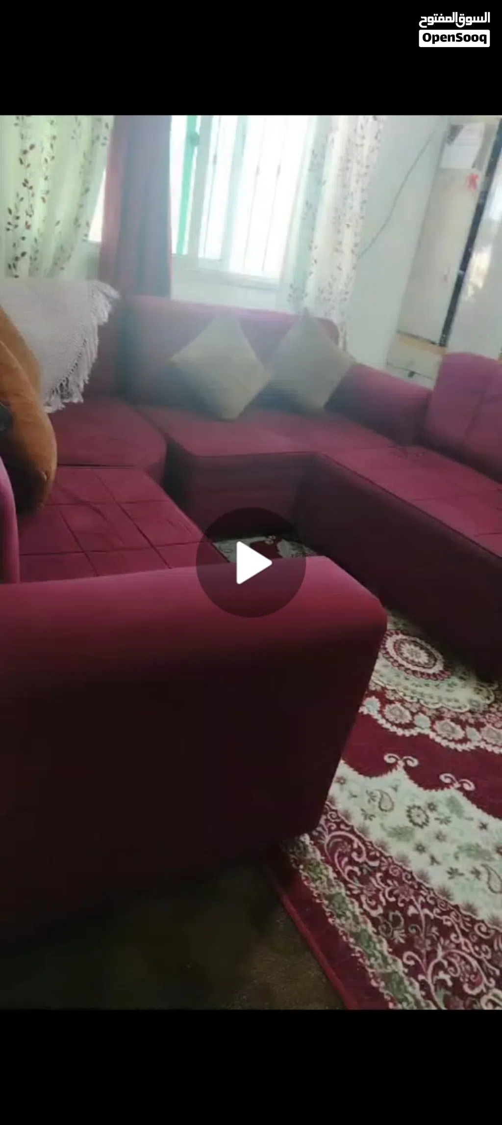 كنب خمس قطع 4 عادي و وحدة زاويه لون خمري ب 115دينار