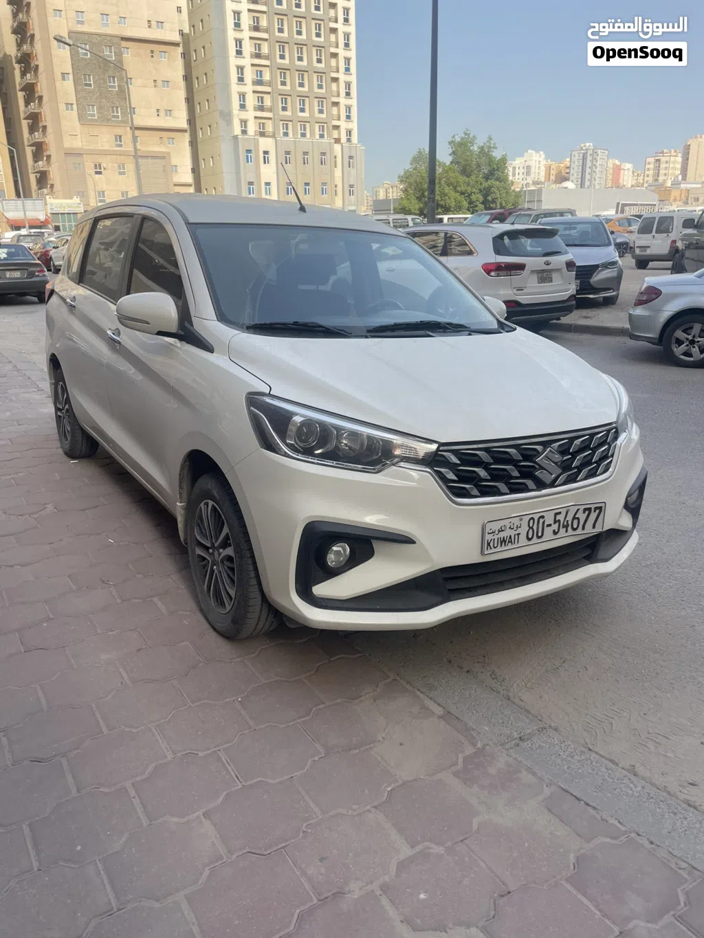 سوزوكي ارتيجا GLX