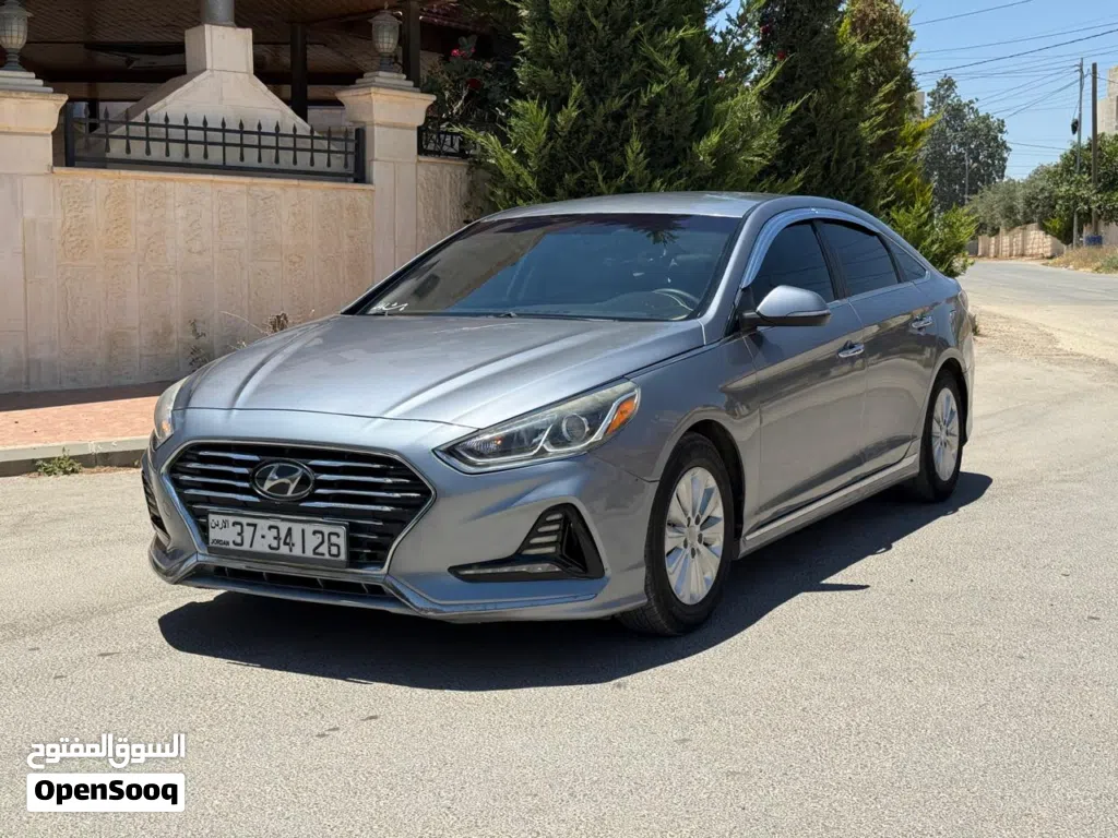 Hyundai Sonata Standard