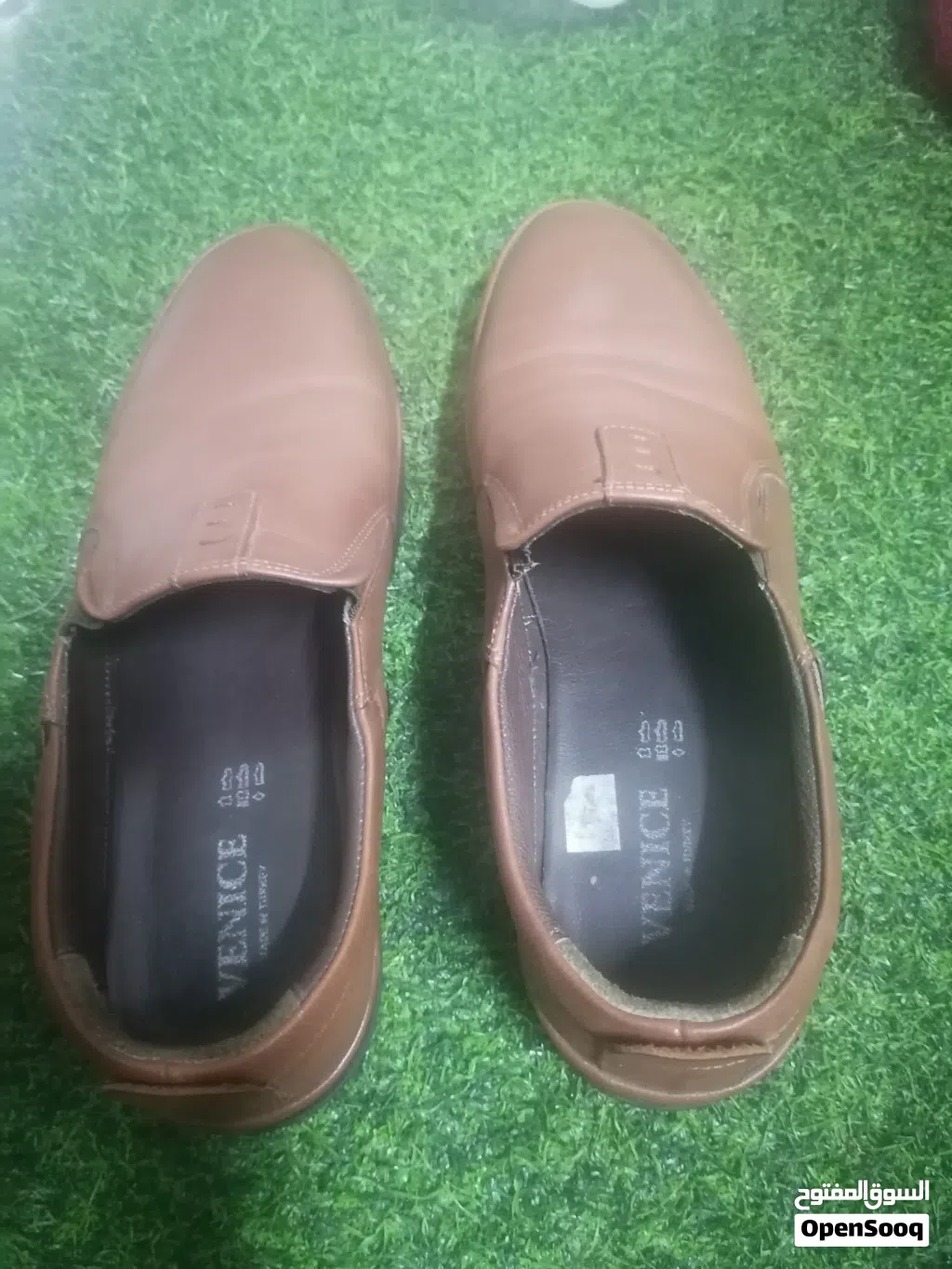 حذاء جلدي فاخر leather shoes