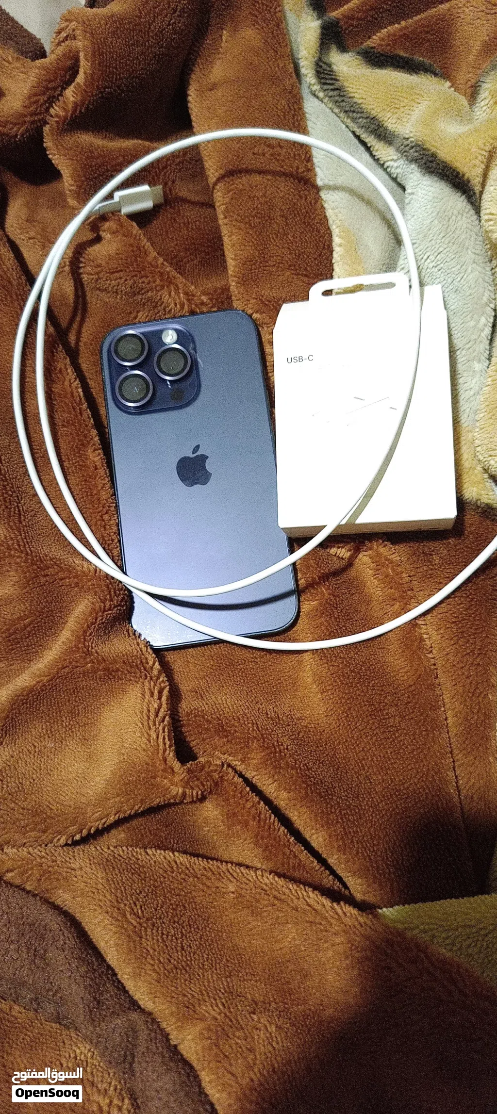i phone 14 pro 256. Good origami