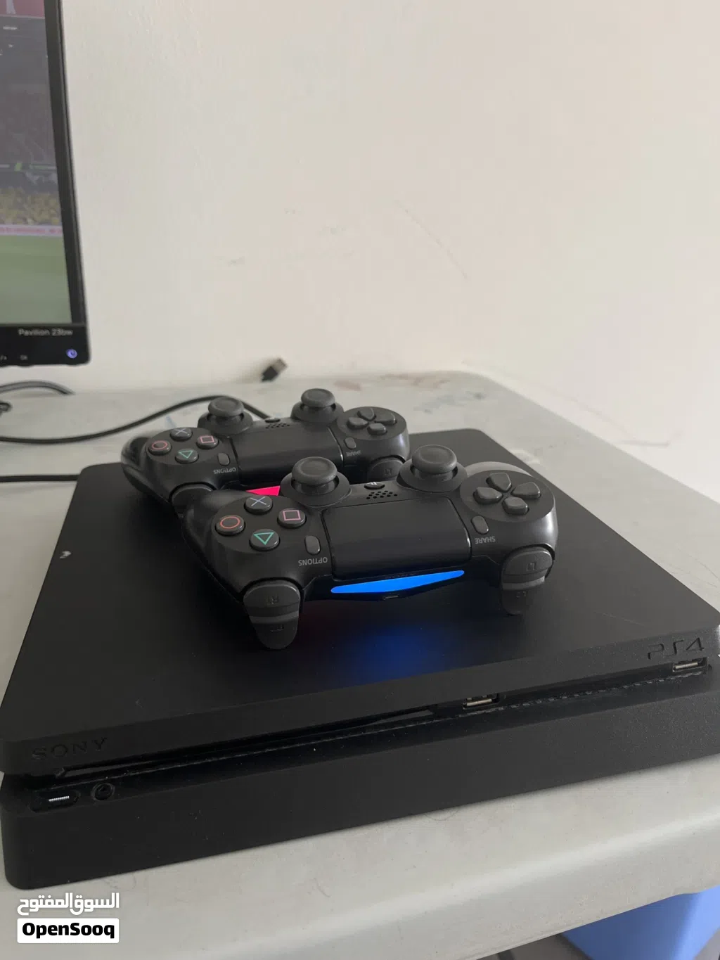 Ps4 نظيف للبيع