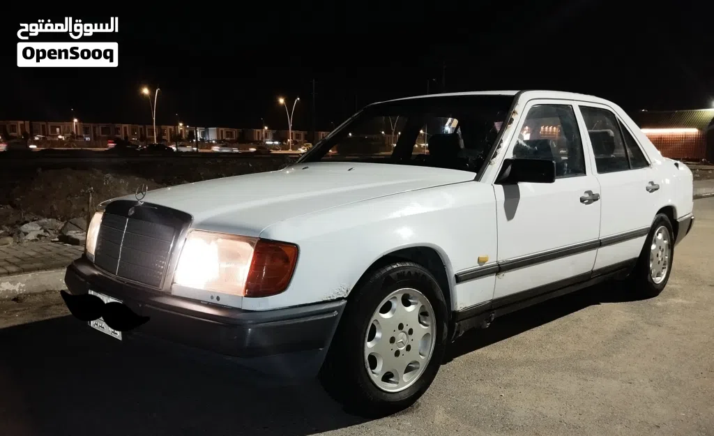 مرسيدس بنز الفئة-E E 300