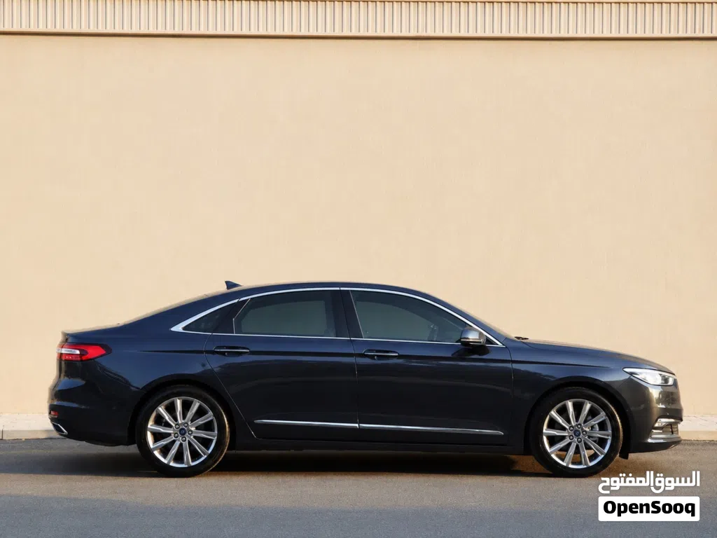 Ford Taurus Titanium