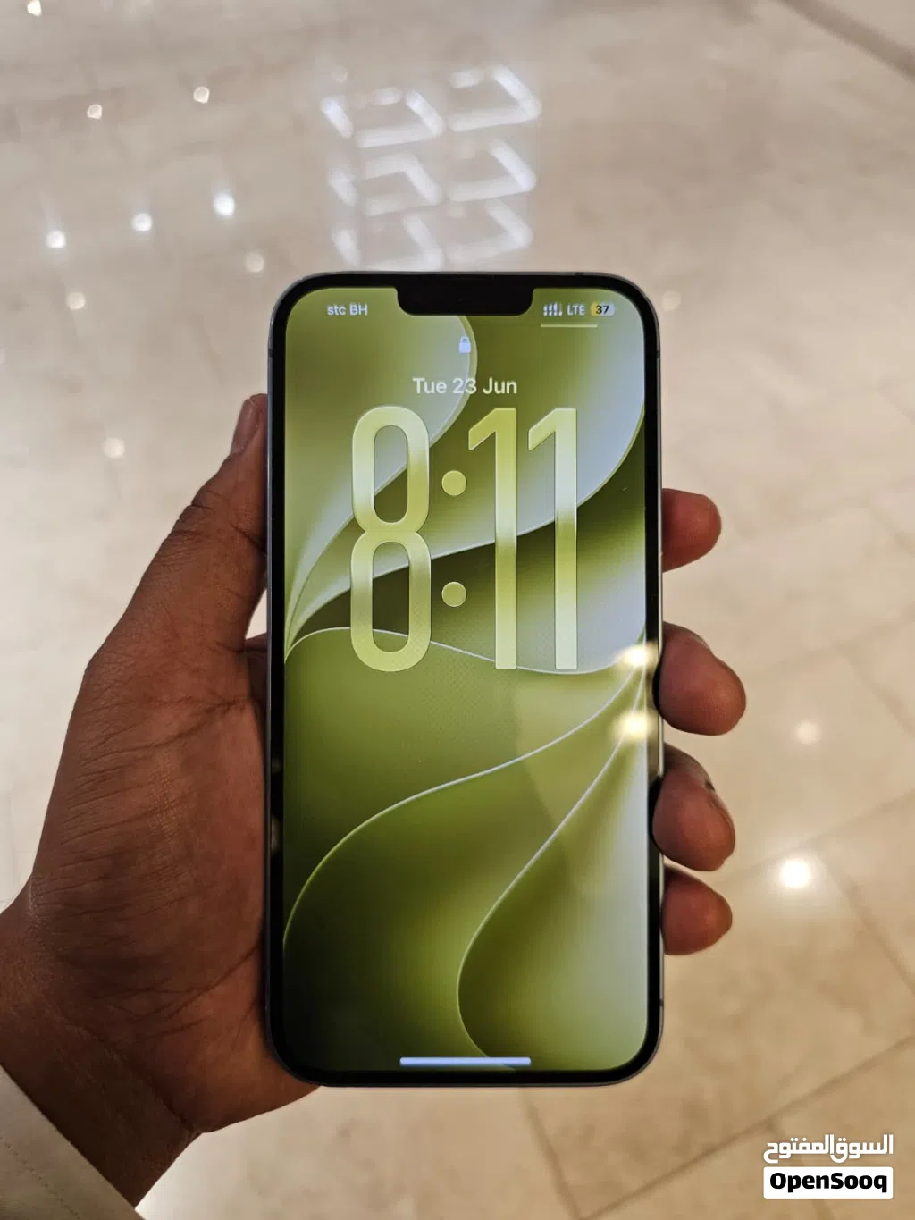 Iphone 14 plus only back glass crack