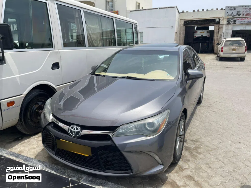 Toyota Camry SE