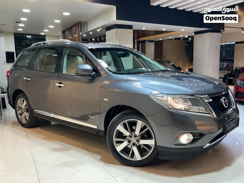 نيسان باثفايندر SV