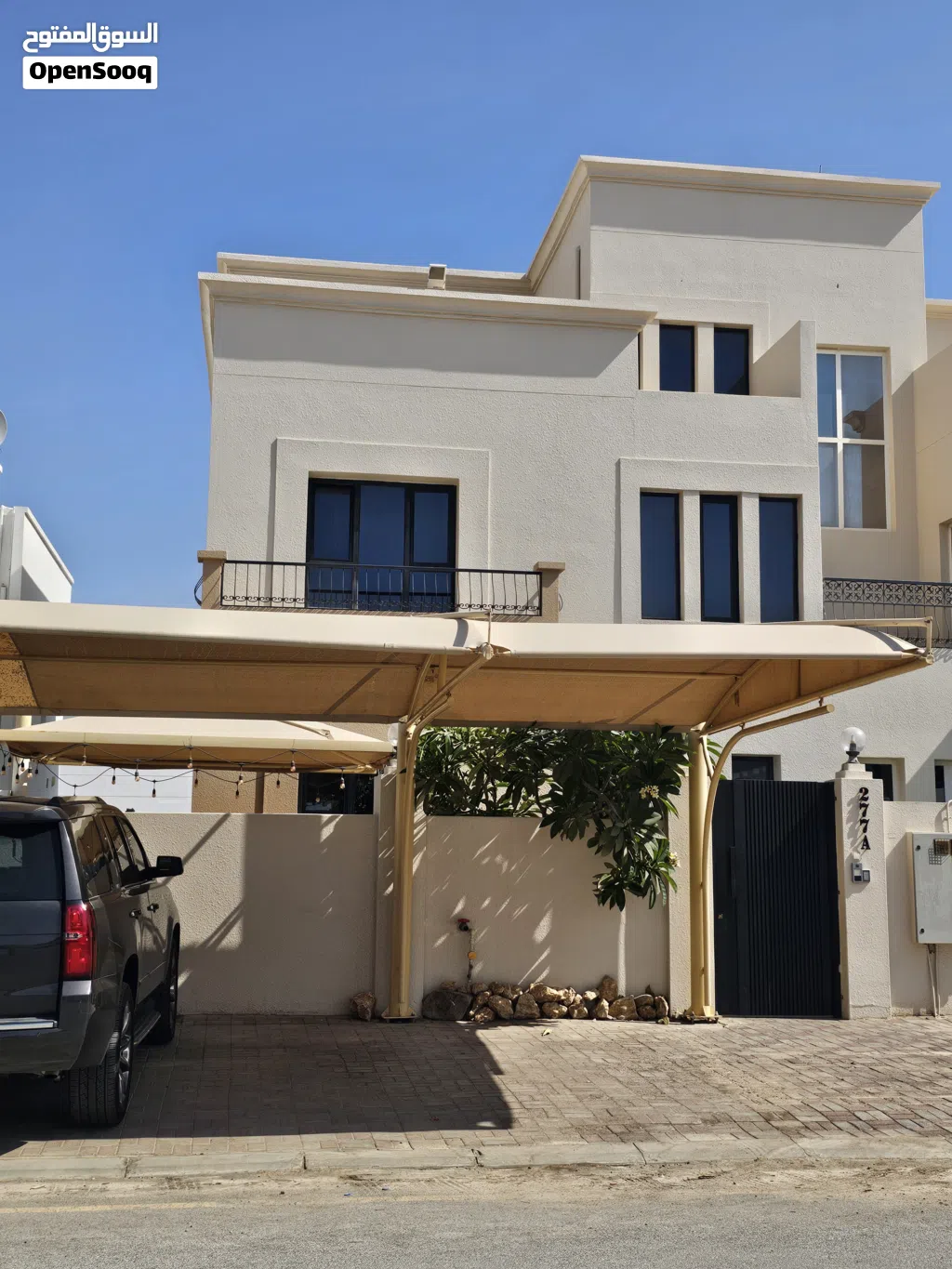 فيلا راقية للبيع من أصل توين فيلا