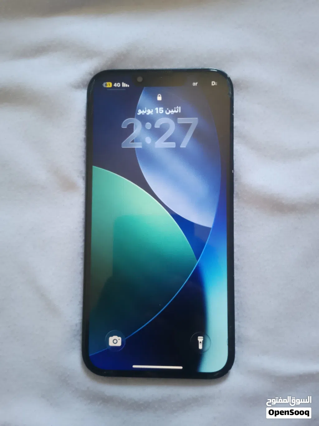 آيفون 13 عادي (iPhone 13) نظيف جداً وبسعر لقطة
