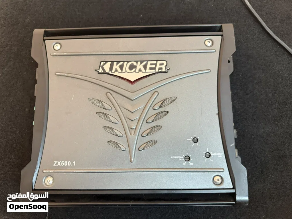 Kicker ZX500 مضخم صوت صب وير Mono