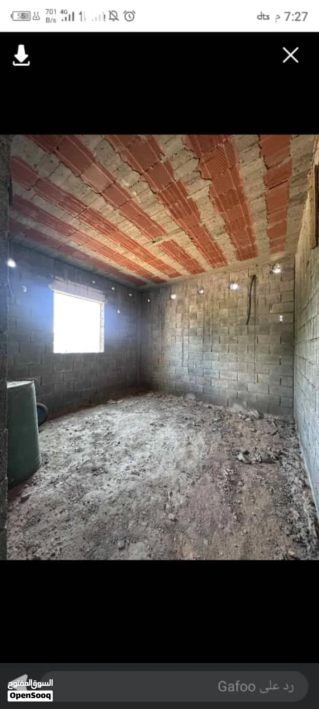 بيت قيد انشاء في عين زاره حي سكني في شارع بي سرويل