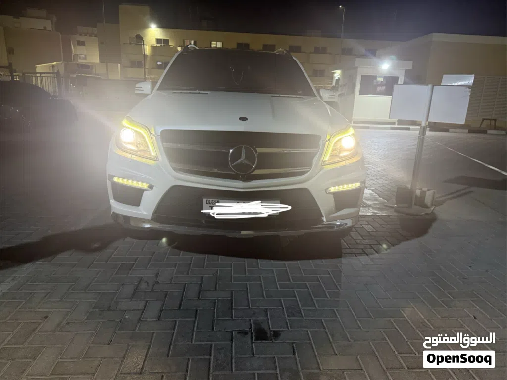 Mercedes Benz GL-Class GL 63 AMG