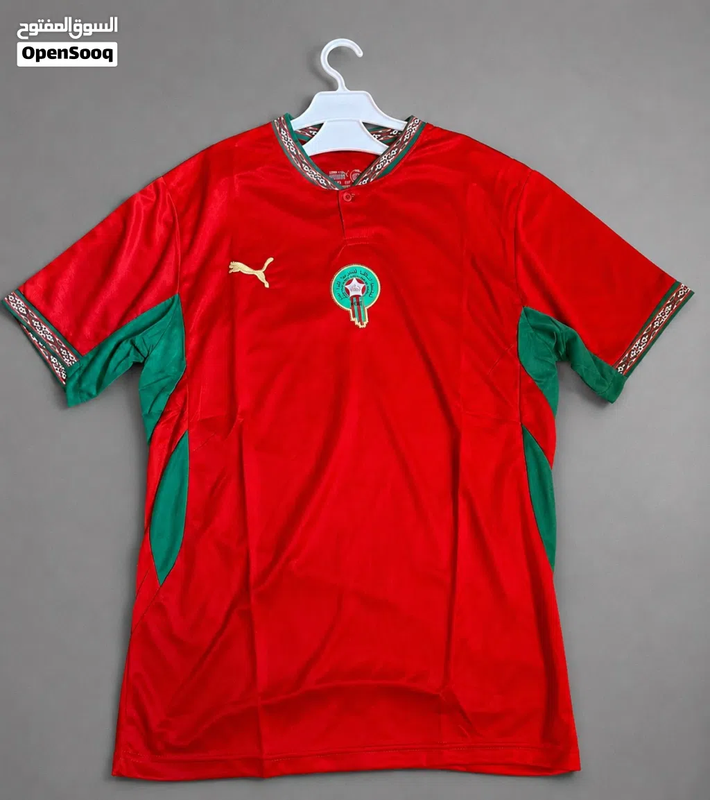 قميص منتخب المغرب لكرة القدم 2026 (الزي المنزلي) باللون الأحمر – قميص المشجعين