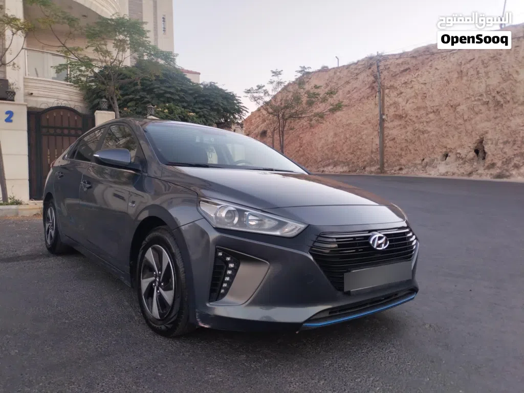 Hyundai Ioniq Standard