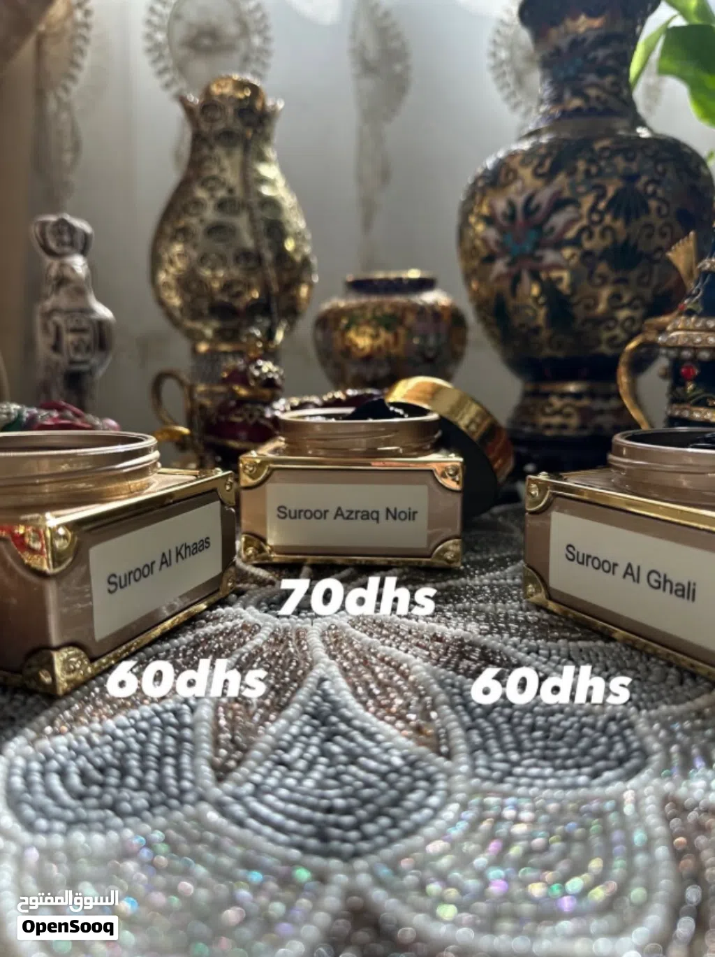 ثلاثة دخون من سـرور... كل واحد له شخصية غير