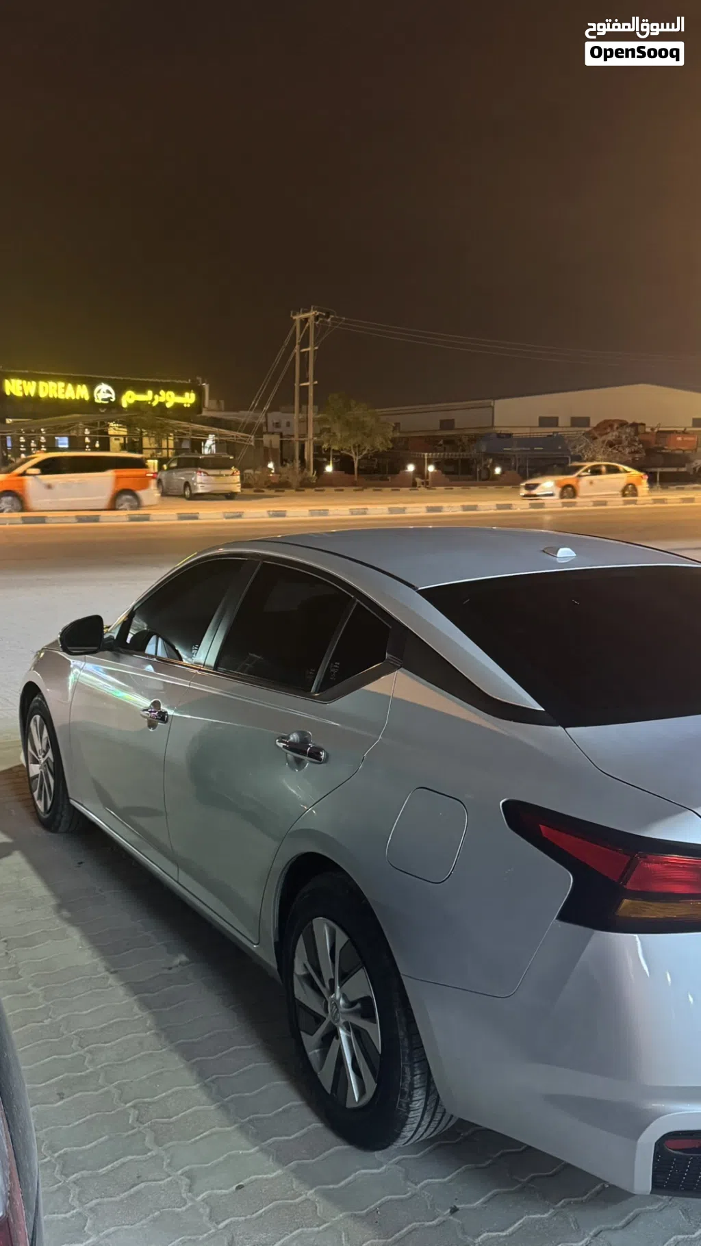 نيسان التيما S