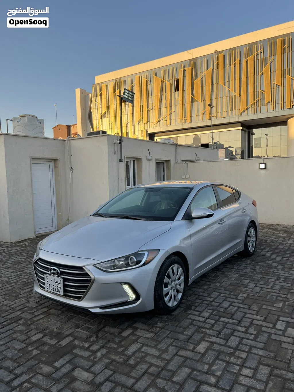 Hyundai Elantra GLS