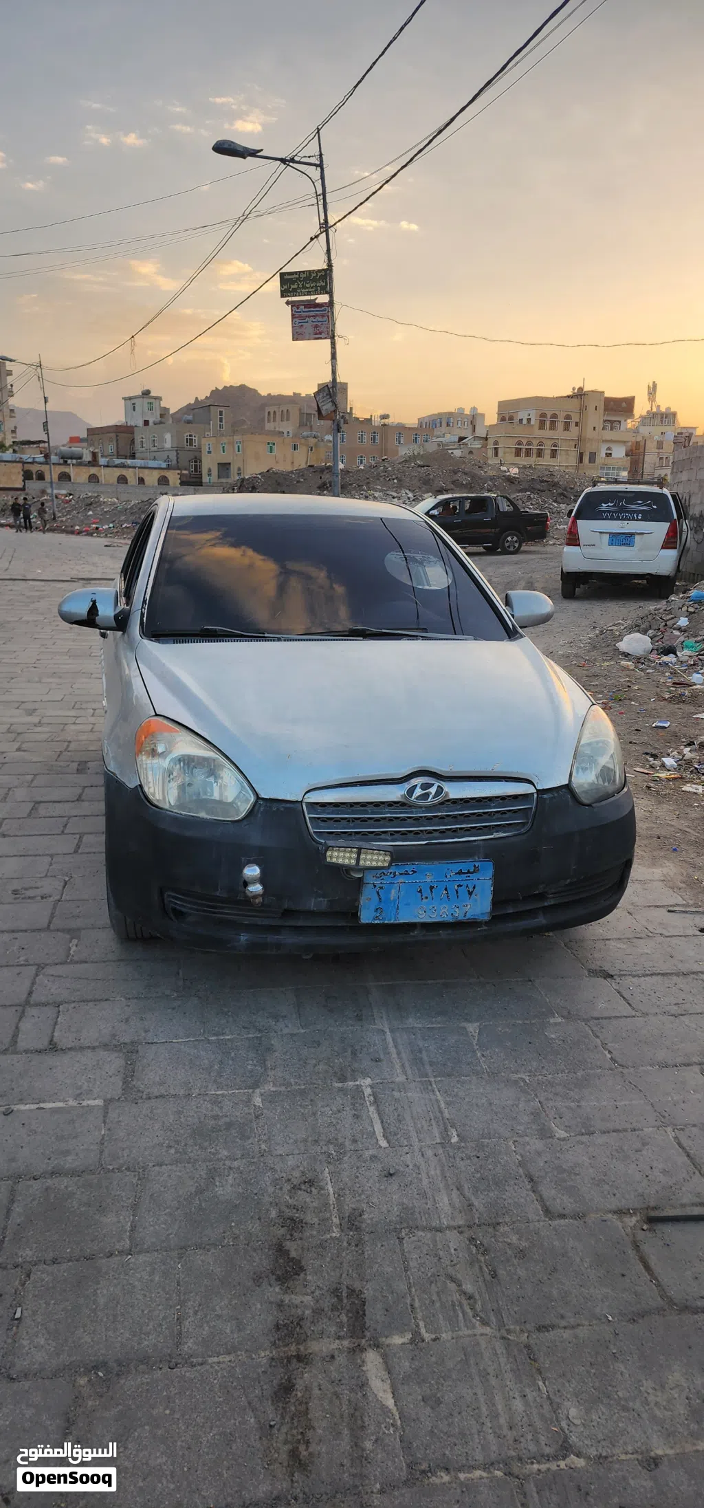 Hyundai Accent Standard