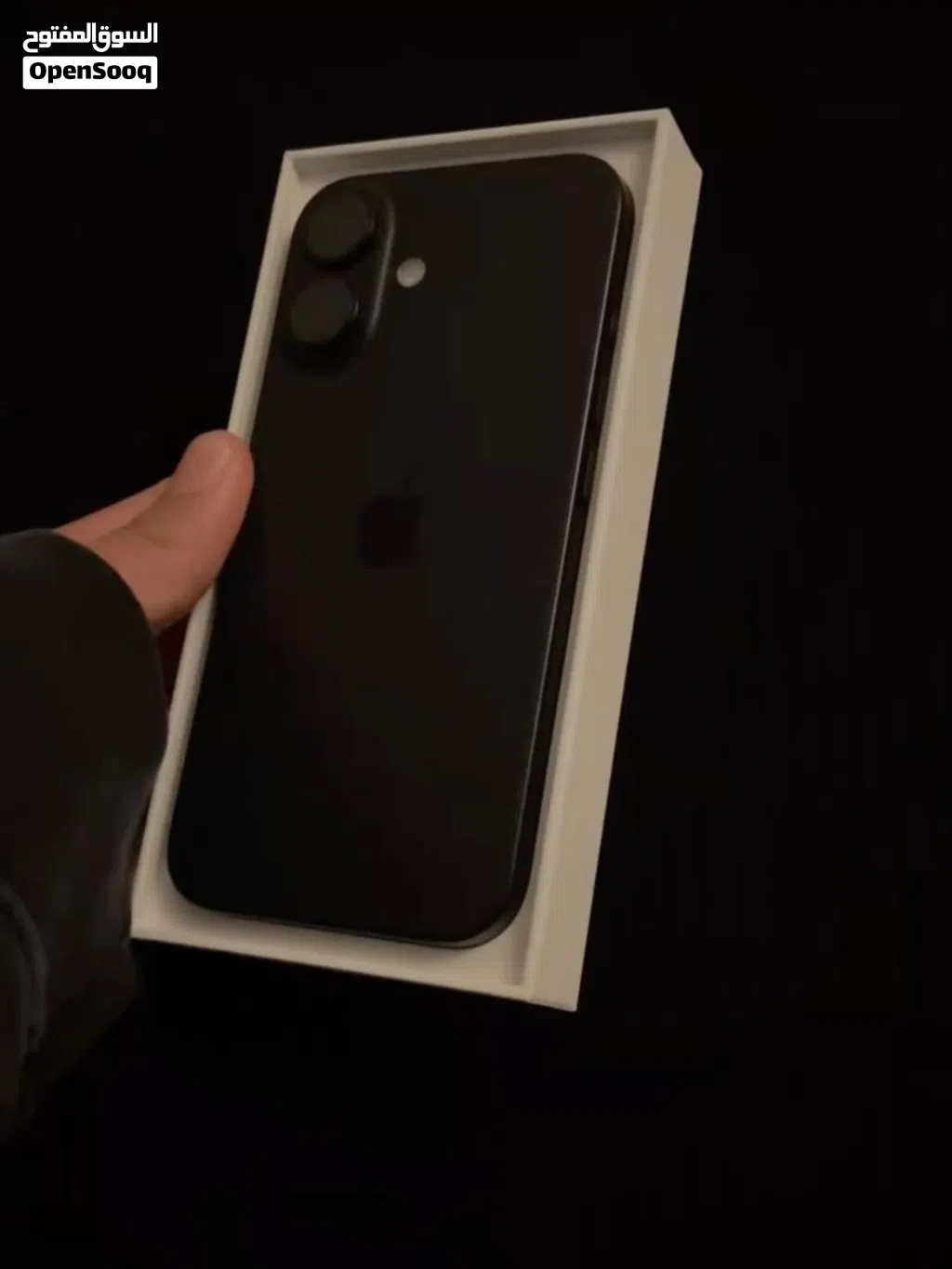 مع ضمان ابلiphone 17 نسخه الشرق الأوسط. بطاريه 100 265 جيبي مع ضمان ابل ...... ....... .... .