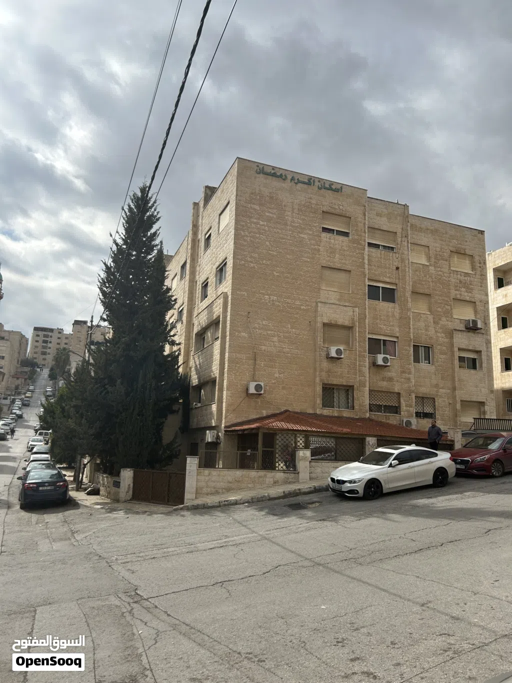 شقة مفروشة استثمارية للبيع 80 م مقابل الجامعه الاردنيه موقع موازي لطلوع نيفين ك الصور والموقع المرفق