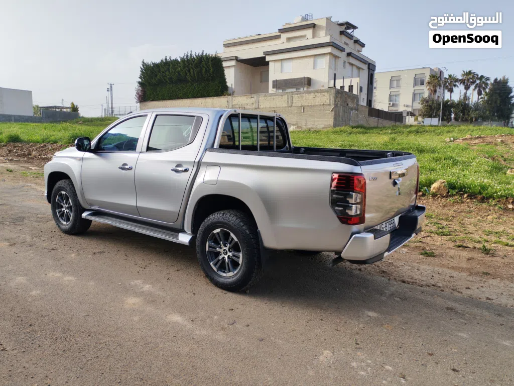 ميتسوبيشي L200 Double Cab GLX