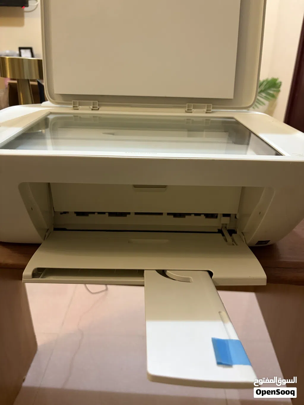 طابعة وناسخه hp ملونه، مستعملة استعمال خفيف