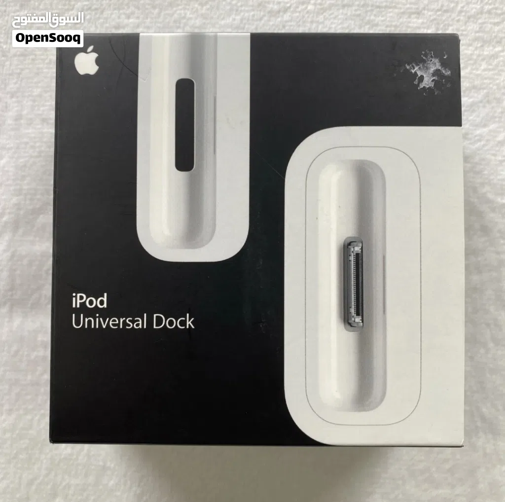 ابل ايبود iPod Universal Adapters and Dock with full box (VERY RARE) 2004/2005