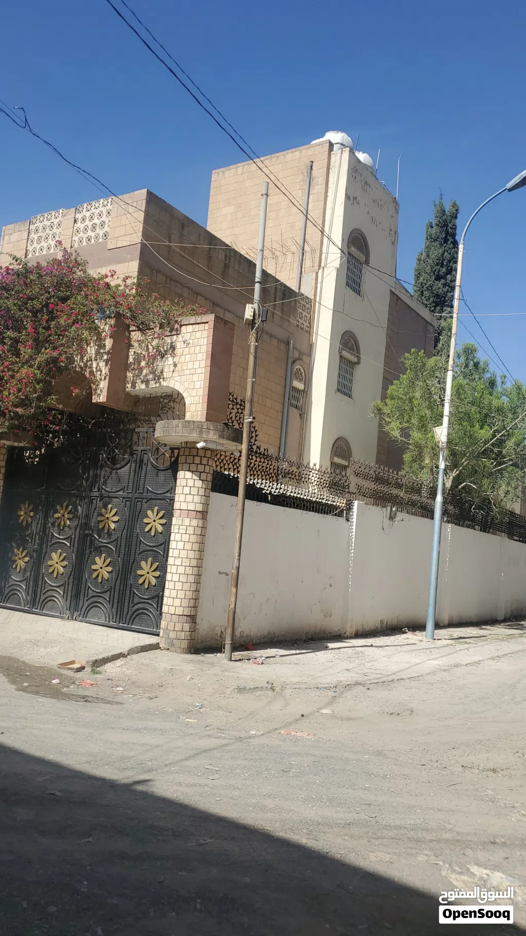 فرصة ملكية نادرة وعرض مغري لأول مرة في قلب العاصمة للبيع فخامة تجمع بين الموقع الاستراتيجي وال