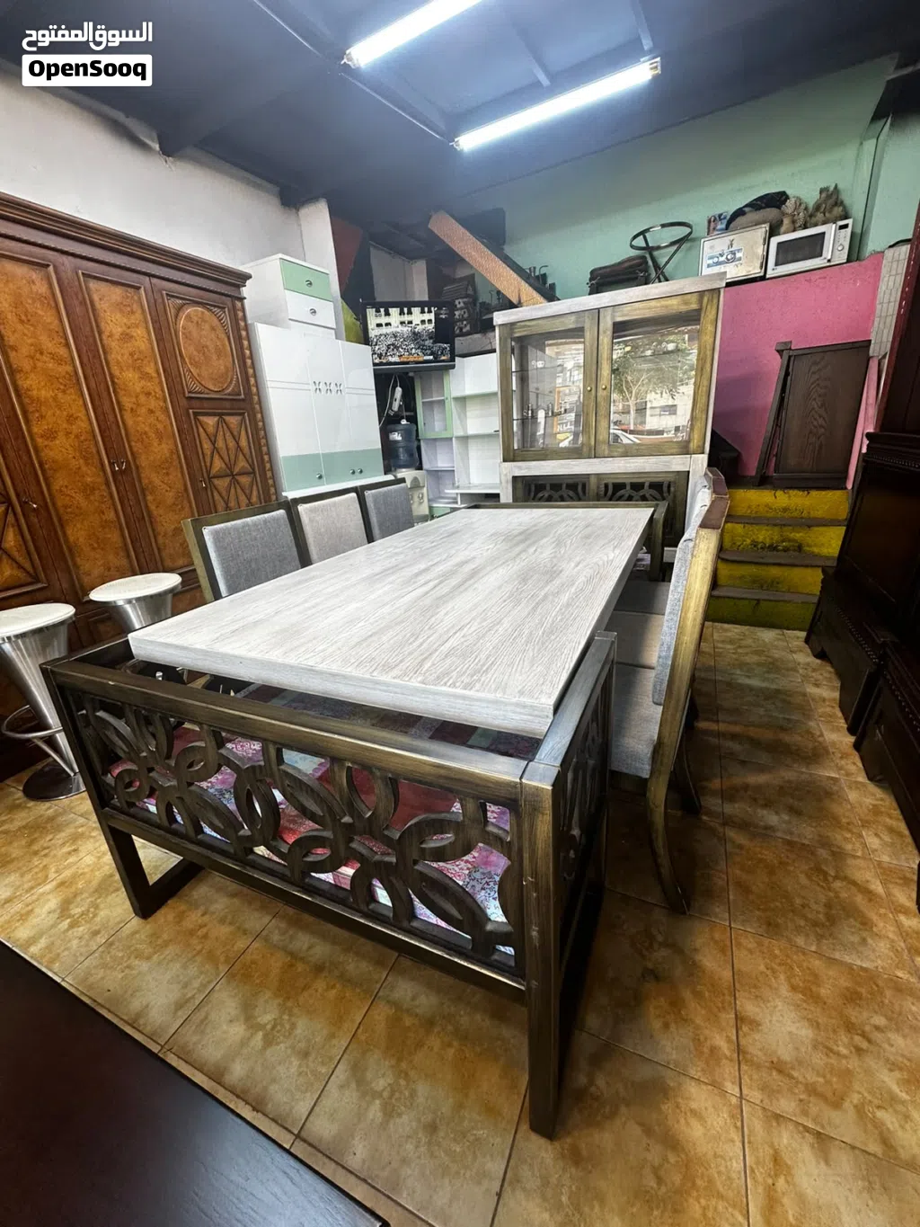 غرفه سفره طاوله 6 كراسي مفرد +2 مجوز +فضيه