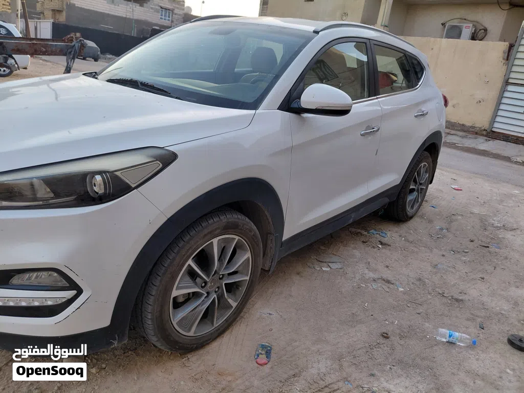 هیۆندای Tucson Standard