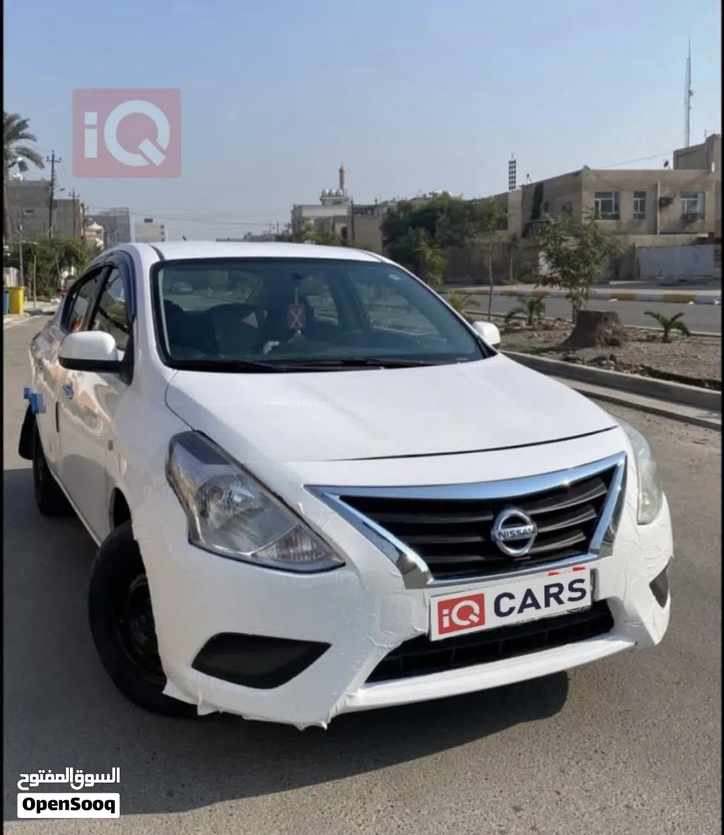 نيسان صني Standard