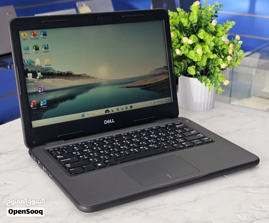 Dell latitude 3310 Pentium processor 13.3 inch display Touch screen 4gb ram 128gb ssd