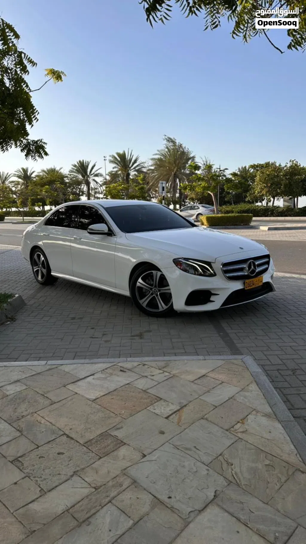 مرسيدس بنز الفئة-E E 300