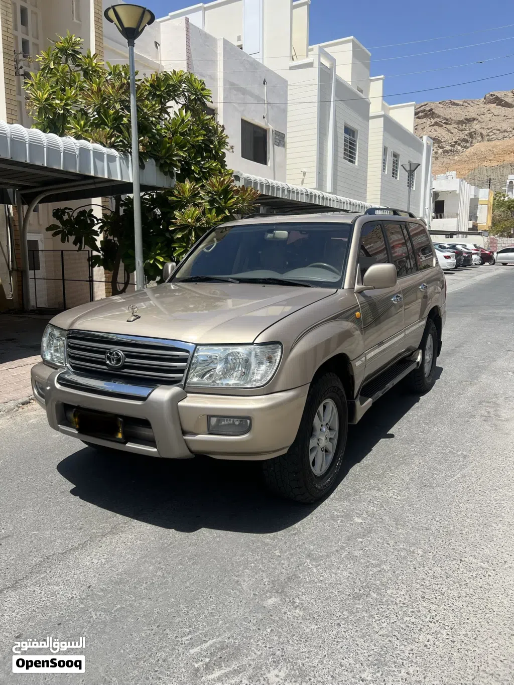 تويوتا لاند كروزر VXR