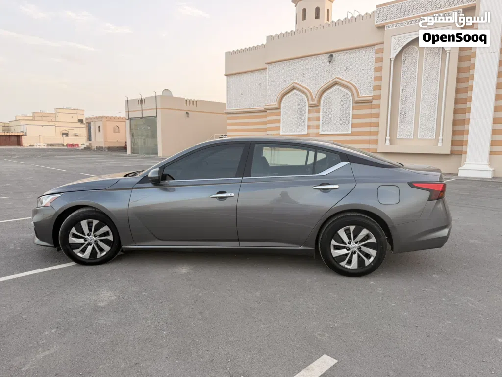 Nissan Altima S