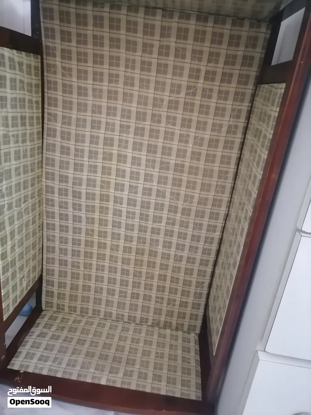 سرير ارضي وعرباية للبيع