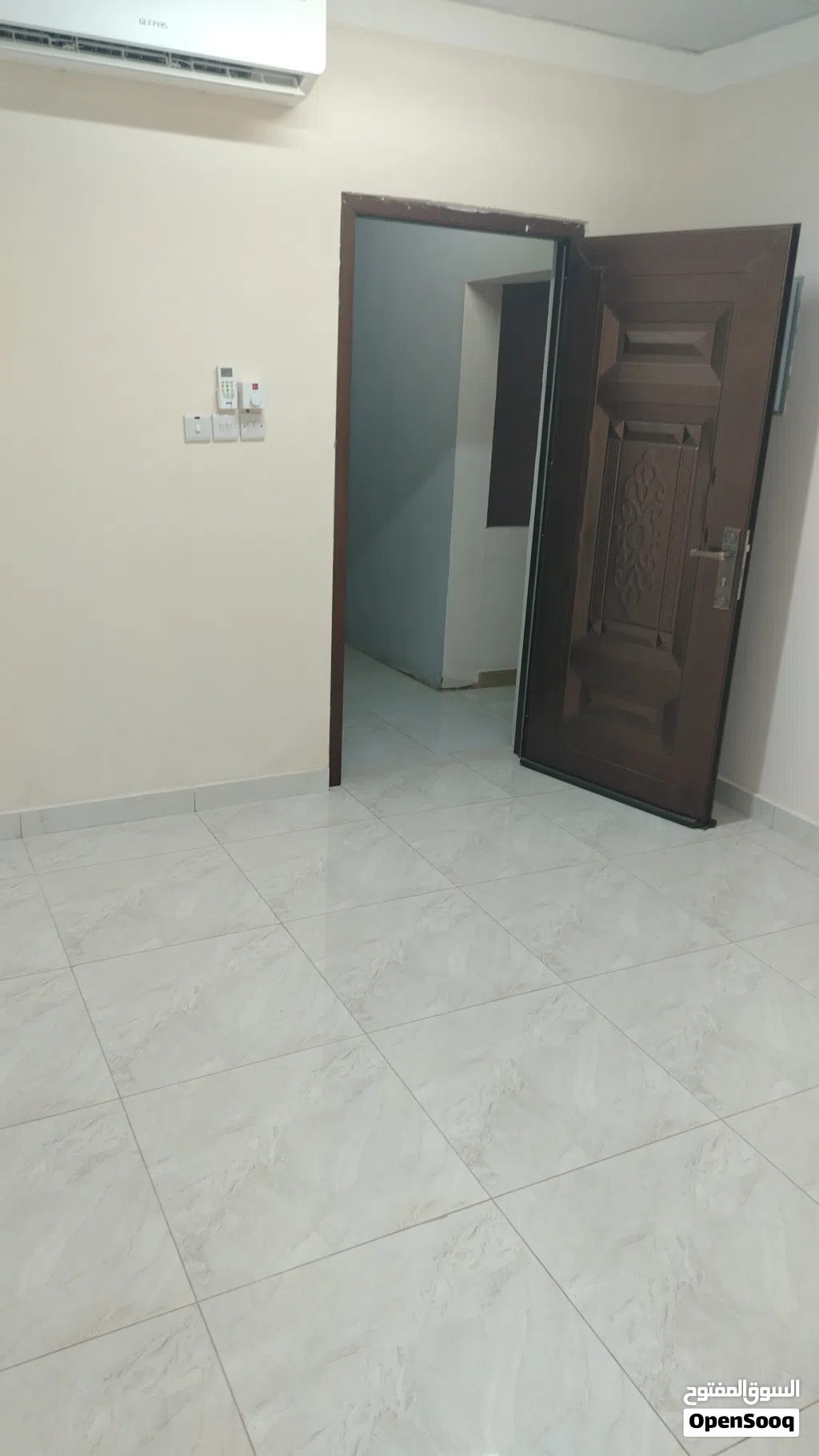 شقه للايجار في وسط المدينه مع تكييف مع واي فاي