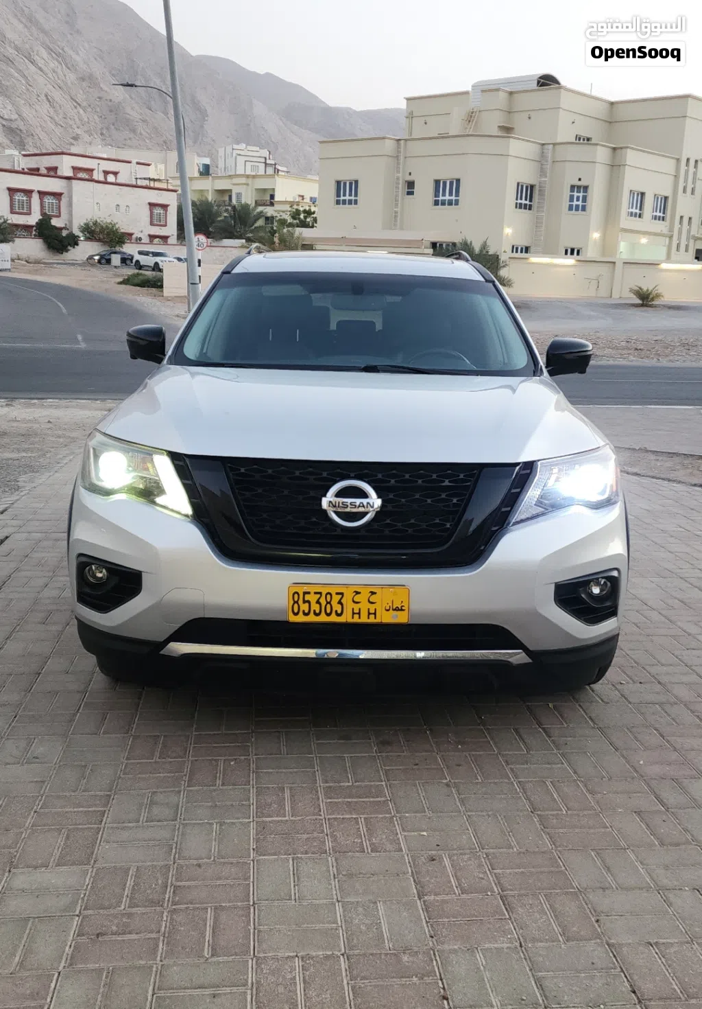 نيسان باثفايندر SL