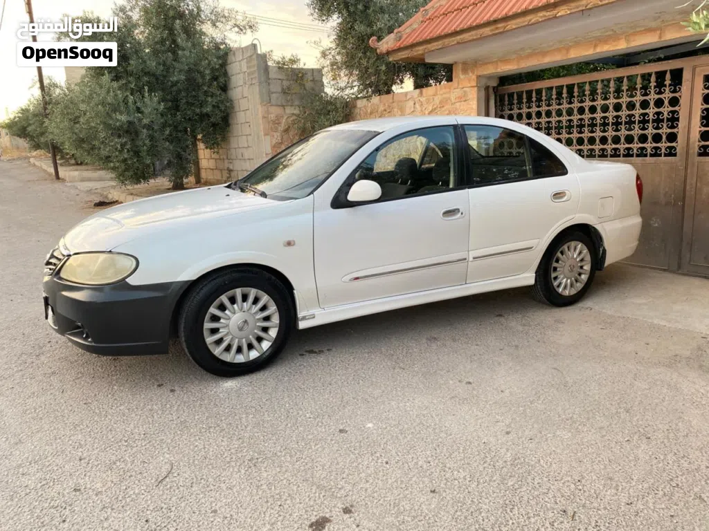 Nissan Sunny Standard