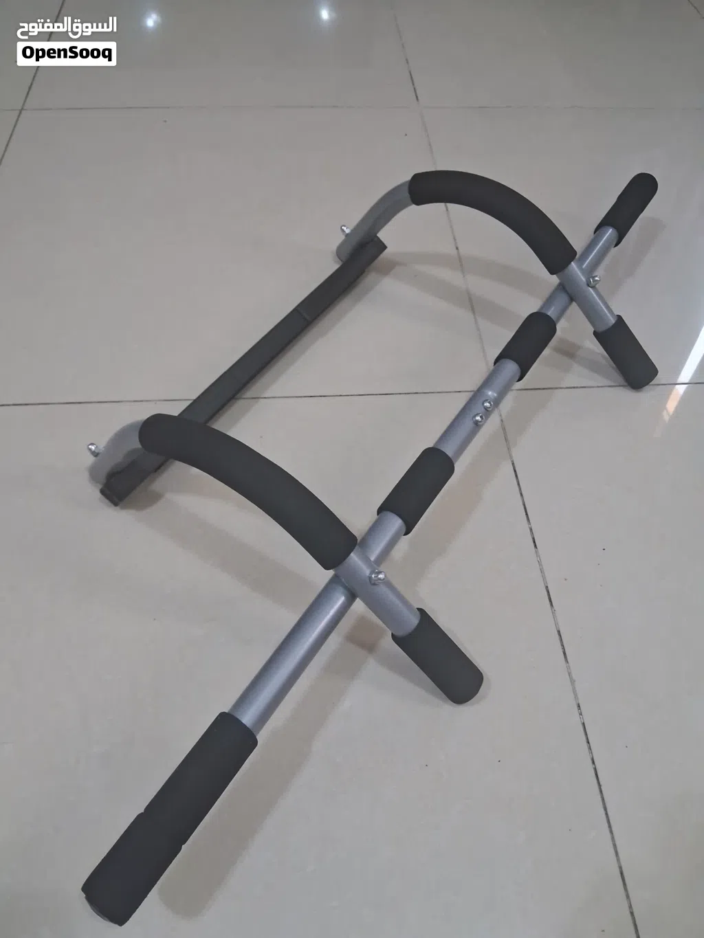 Barely used Pull up bar for sale..