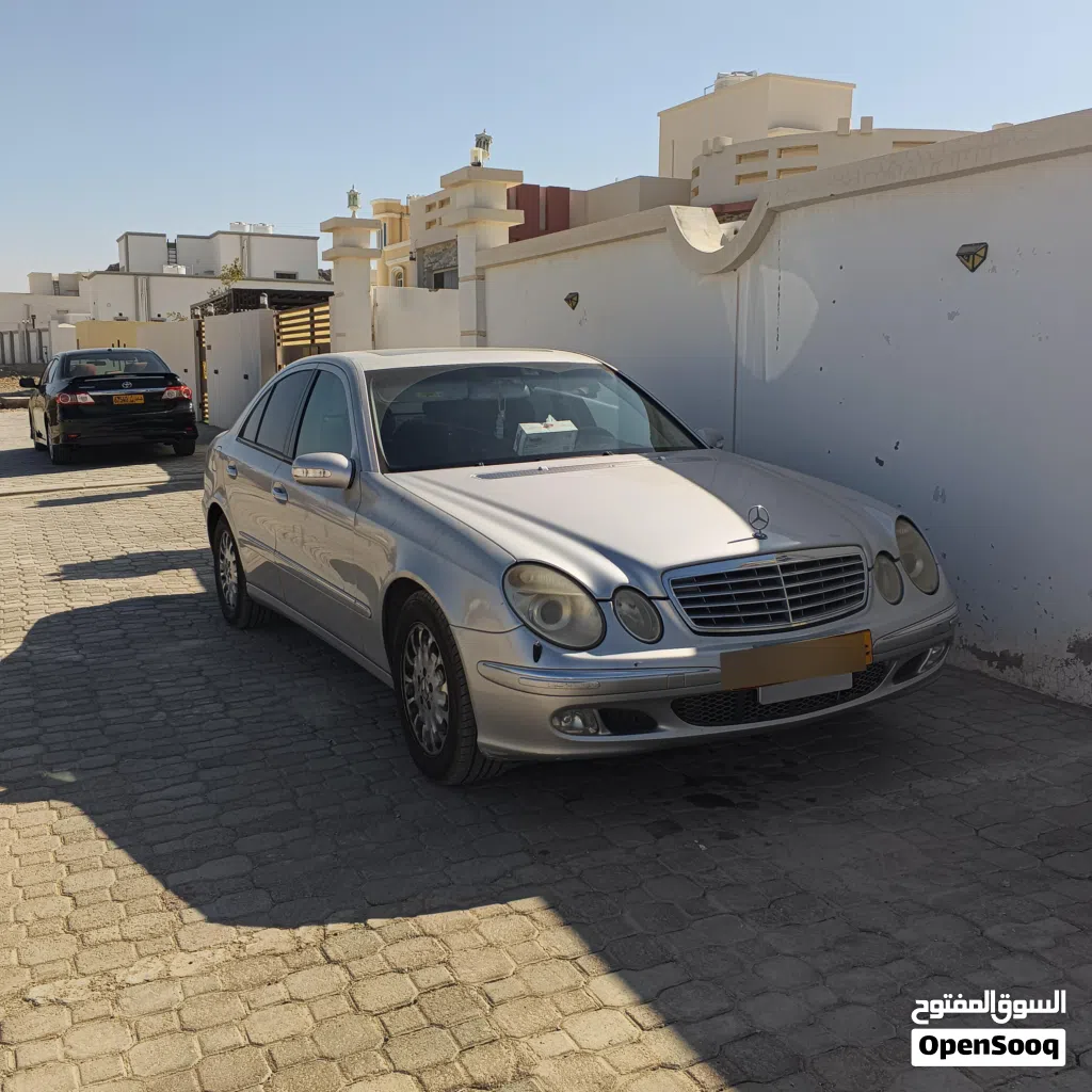 مرسيدس بنز الفئة-E E 240
